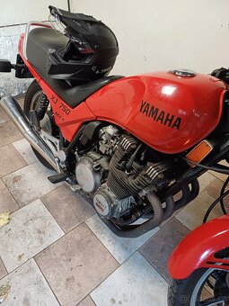 Yamaha xj750seca - 3