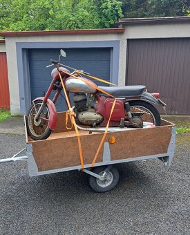 Prodám Jawa 250 Sport, typ 590, r.v.1965, kola 19". - 3