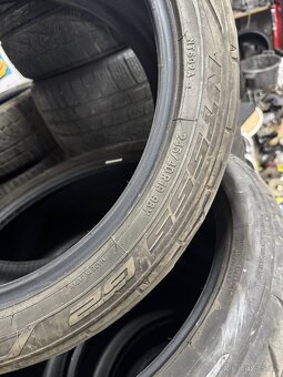 Letni pneu Nitto 245/40/19 - 3