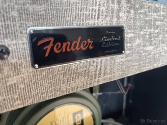 Fender 65 Deluxe Reverb-Amp Limited Edition - 3