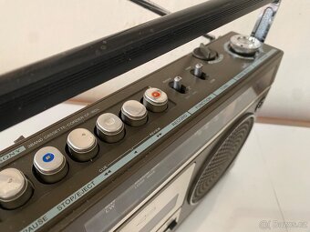 Radiomagnetofon Sony CF-160L, rok 1975 - 3