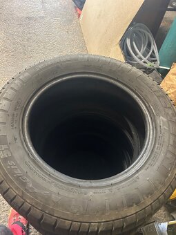 Michelin 215/65/16 C - 3