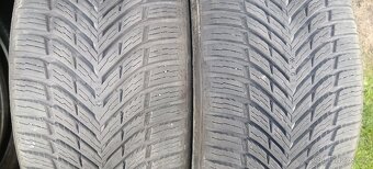 Celoroční pneu 225/40 R18 - 3