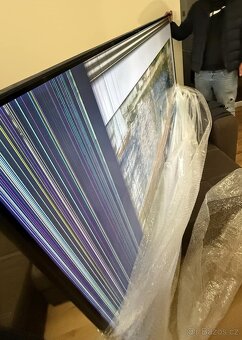 Nefunkční led TV LG - 3