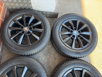 Alu 16" 5x112 škoda MINORIS BLACK zimní 96% O3 TOP - 3