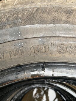 Zimní pneumatiky 205/70R15 C  ( dodávka) - 3