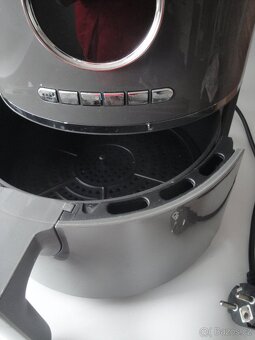 Horkovzdušná fritéza - 3