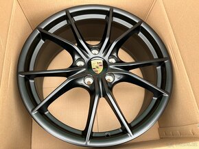 PORSCHE CARRERA 911 alu kola 20" nové, originál - 3