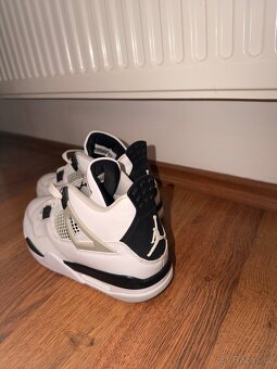 Jordan 4 military black - 3