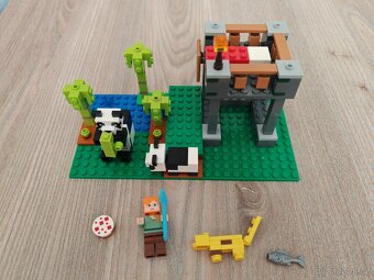 Lego Minecraft 21158 - 3