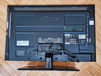 TV LG 32LE4500, Full HD - 3