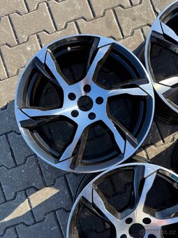 Alu černé 5x108r18 8J et49 - 3