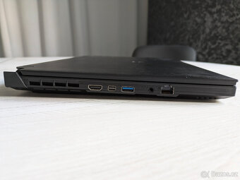 Herní notebook Gigabyte Aorus 15 P XD - 3