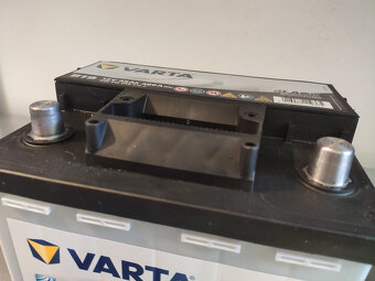 Autobaterie VARTA Black Dynamic 45Ah 400A B19 - 3