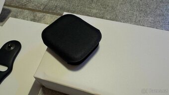 Apple Watch Series 8 45mm GPS BLACK, komplet balení - 3