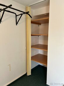Vertikální žaluzie pro výklenek pískově žlutá 900x2630 mm - 3