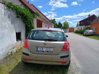 KIA CEED 1.4 LPG, 2010, 66 kW, najeto 155 tisic, STK 10/26 - 3