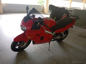 Honda vfr800 fi - 3