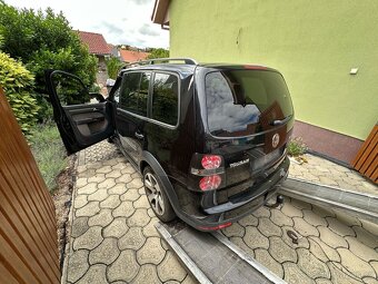 VW Touran Cross 1T2 2.0TDI 103KW BMM KDM LC9X r.v. 2008 - 3