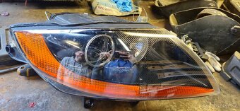 Prave predni svetlo bmw Z4 E85 E86 - 3