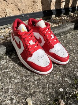 Jordan 1 Low Cardinal Red - 3