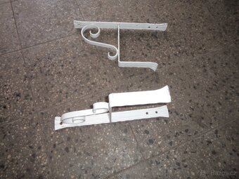 držák květníků - 3