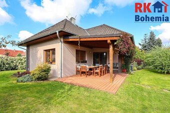 Nabízím Vám k prodeji rodinný dům o dispozici 4+1 s garáží a - 3