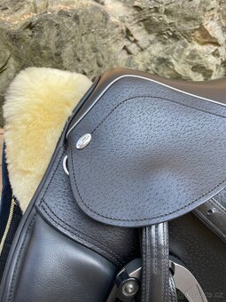 SKOKOVE SEDLO KENTAUR PERSEUS SP POSEDLI 17,5 KOMORA 2 - 3