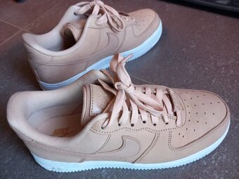 tenisky Nike Air Force, 38,5 Eur - 3