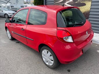 Renault Clio 1,5 (2009) - 3
