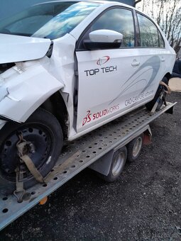 nd z skoda rapid 1,6tdi cay bílá - 3