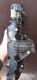 Audi A4 B8 2.0 tdi 100kw - 3