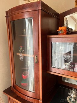 Starožitný nábytek - 3