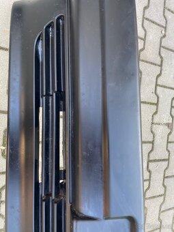 Nárazník Mercedes 190 w201 - 3