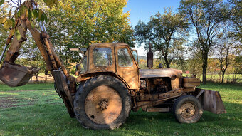 traktorbagr Bělorus - 3