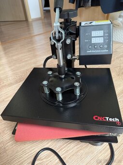 Tepelný/ hydraulický lis a 120 sublimačních krytů - 3