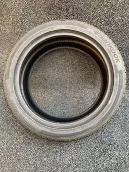 245/45R19 89W - 3