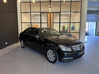 MERCEDES-BENZ C 220 CDI 125KW 7G TRONIC TOP VÝBAVA ELEGANCE - 3