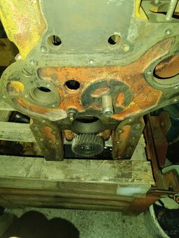 Blok motoru Zetor 4701 - 3