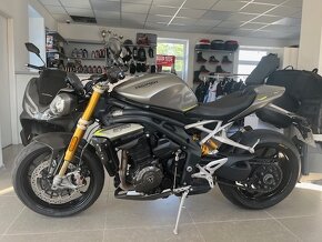 TIUMPH SPEED TRIPLE 1200RS - 3