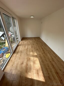 Mobilní chata 6x3m - 3