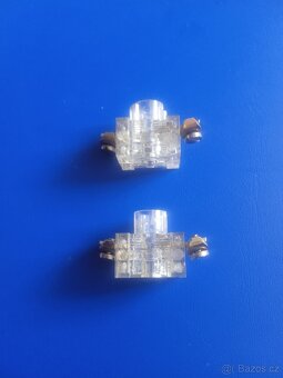 Prodám tlačítko T6, přepínače,trafa 220/24V - 3