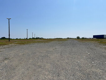 Komerční plocha k pronájmu – 80 000 m², Plzeň-sever-10 KČ/M² - 3