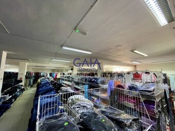 Veselí nad Moravou - Lukrativní obchodní prostory - 1142m2 - 3