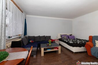 Prodej zděného bytu s plechovou garáží, v obci Mileč - 3