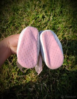 Botičky/capáčky do kočárku velikost 3-6 měsíců - 3