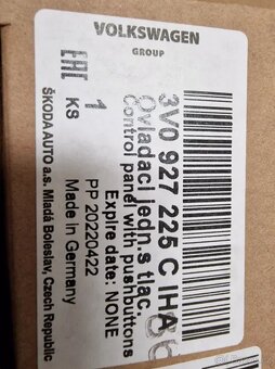 Škoda Superb iii Panel tlačítek - 3