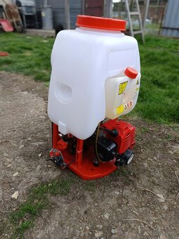 Motorový postřikovač - 3