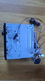 Autorádio Pioneer s bluethoot - 3