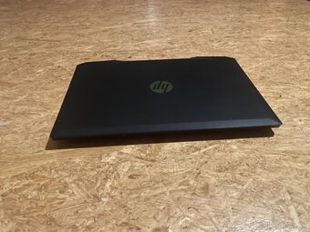 HP Pavilion Gaming Laptop 15 - 3